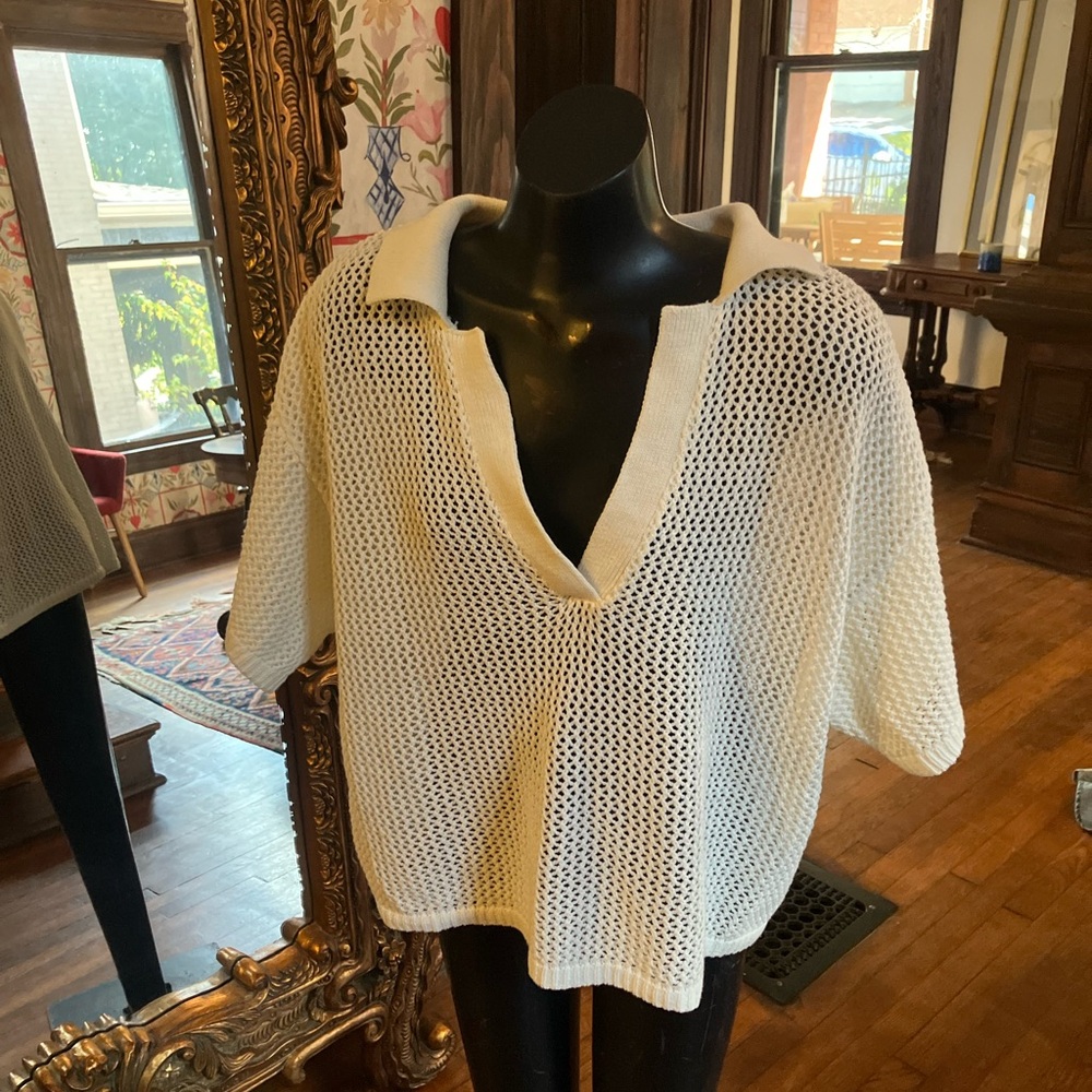 Double Zero Cream V-Neck Mesh Sweater